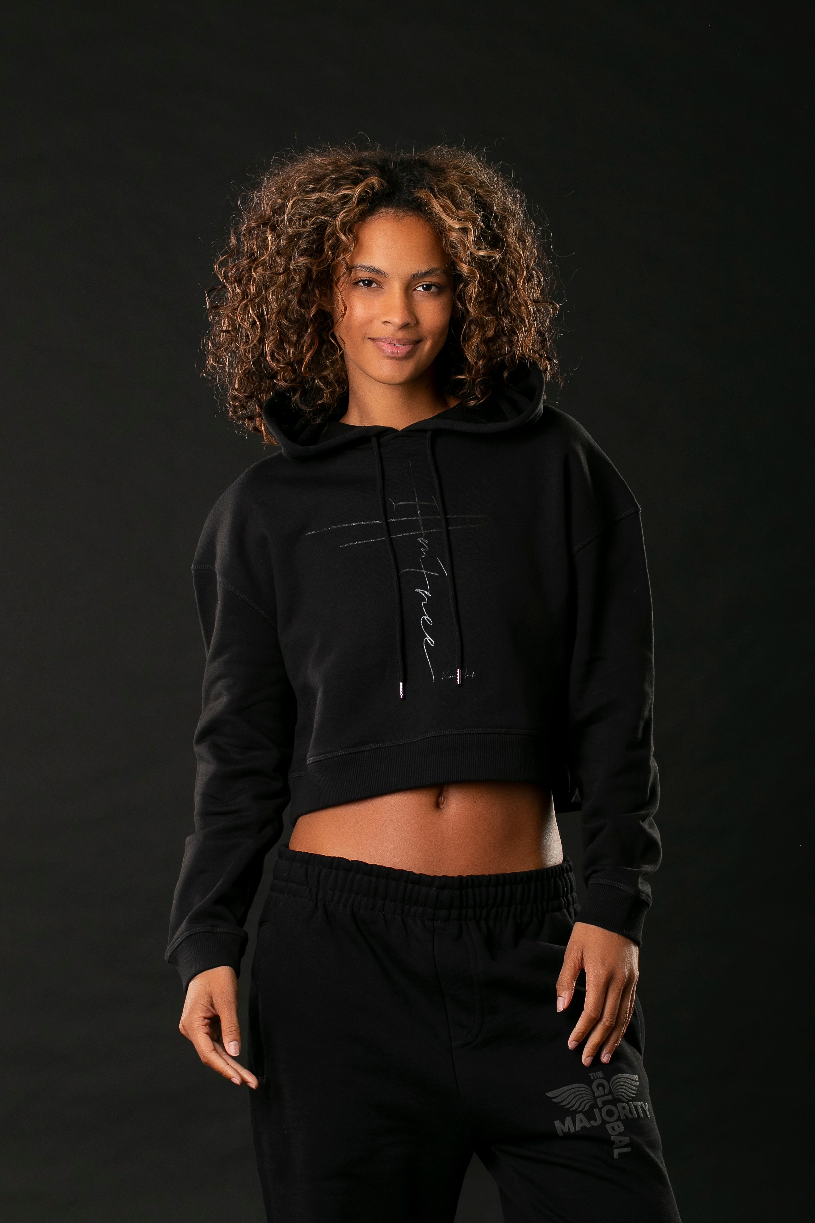 Black-On-Black x I AM FREE Cropped Hoodie – The Global Majority